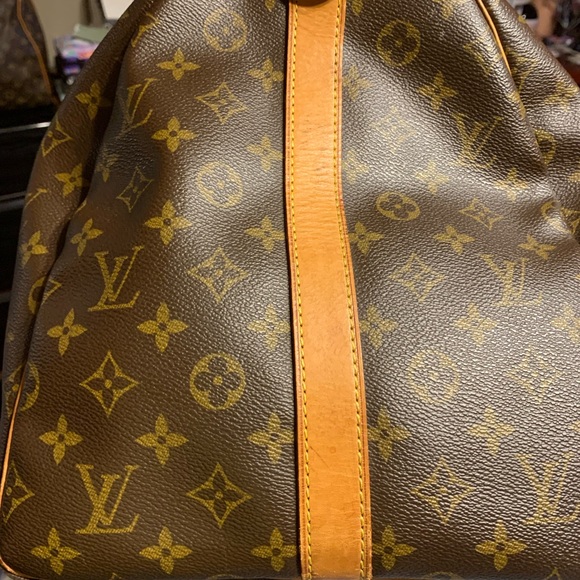 Authentic LV Keepall 55 bando w/o strap - Picture 8 of 15